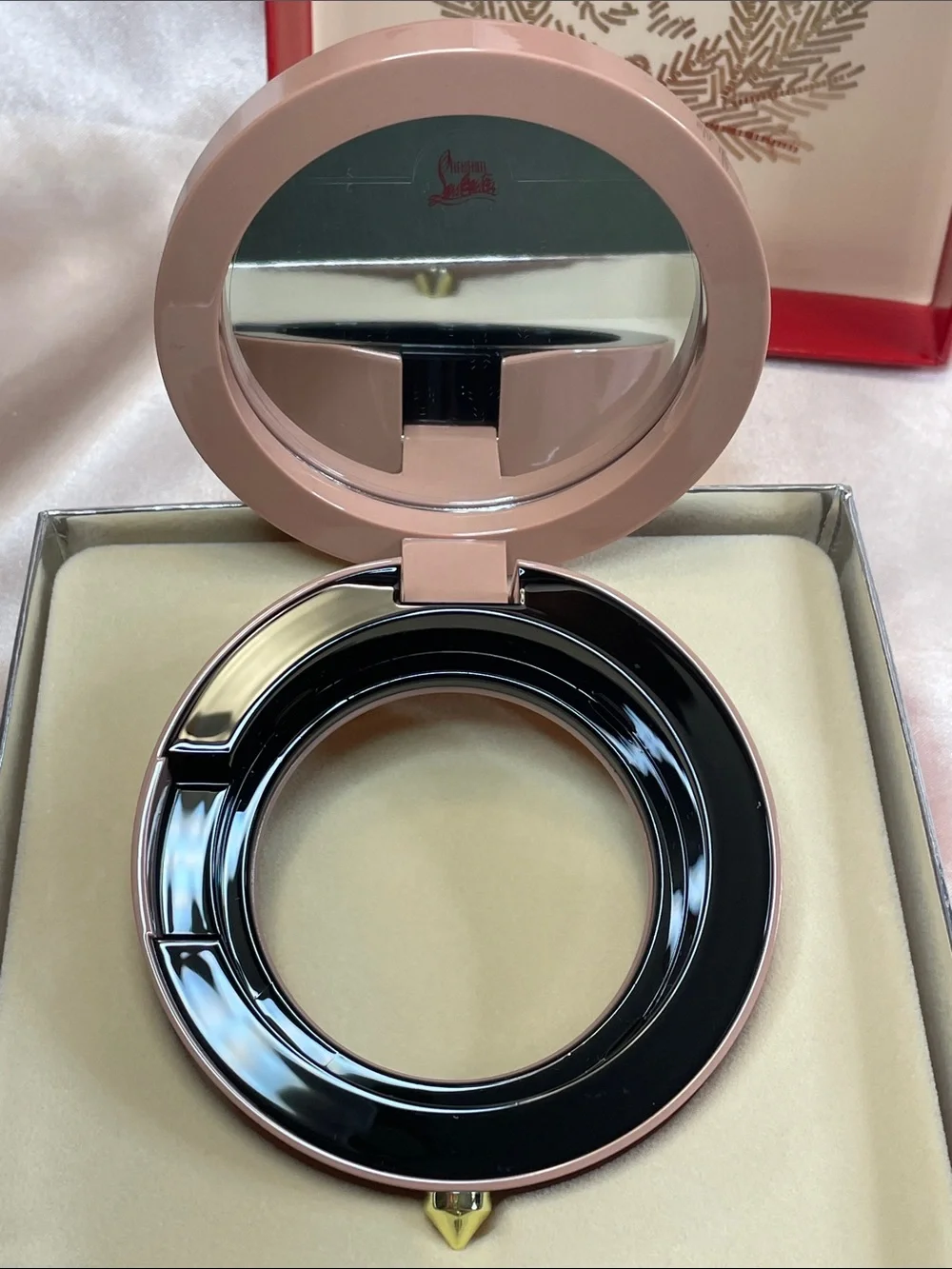 Christian Louboutin Teint Fétiche La Poudre Refillable Case - NIB $75 MSRP
